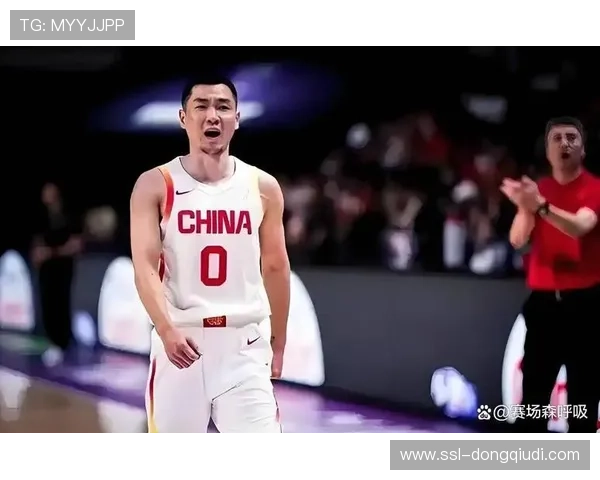 山东高速更衣室庆祝晋级，高诗岩：关键球靠平时战术打磨